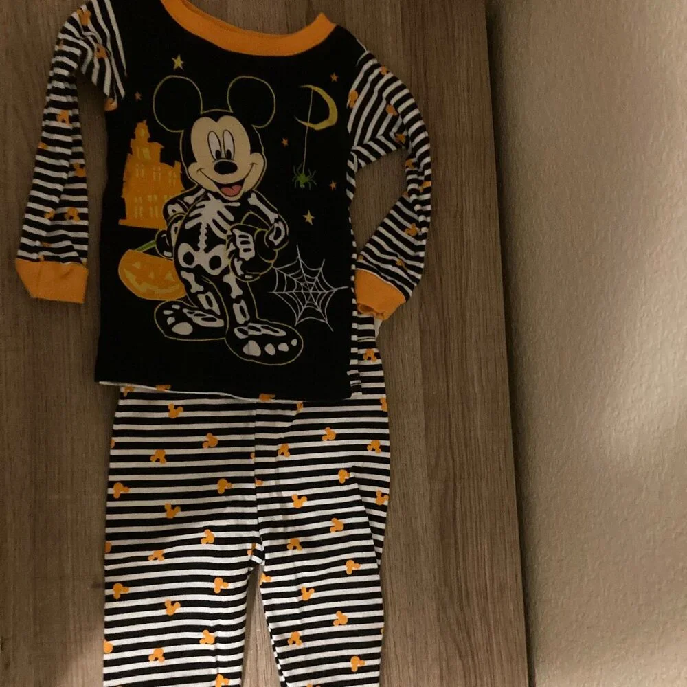 Disney Mickey Mouse Halloween Pajama set 12 Months Long Sleeve Black White